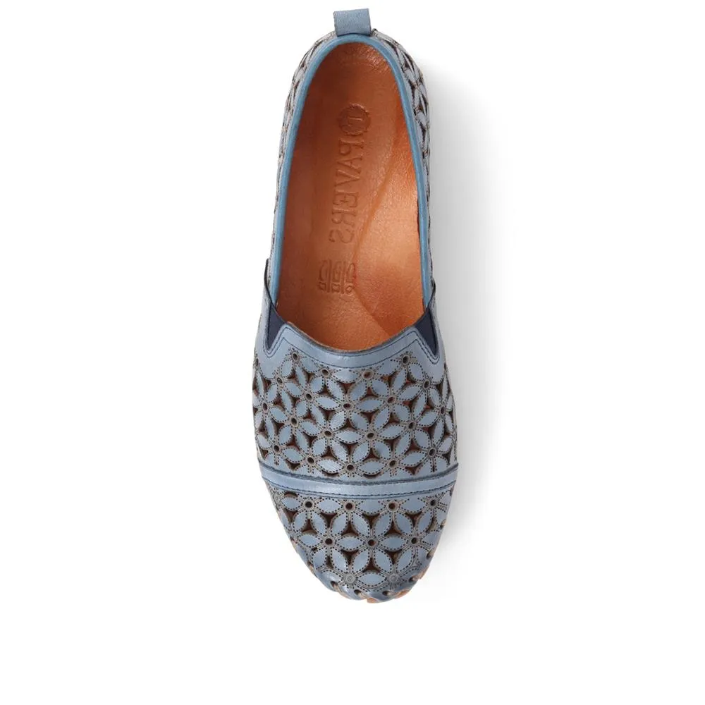 Cut-Out Leather Pumps  - KARY39001 / 325 130