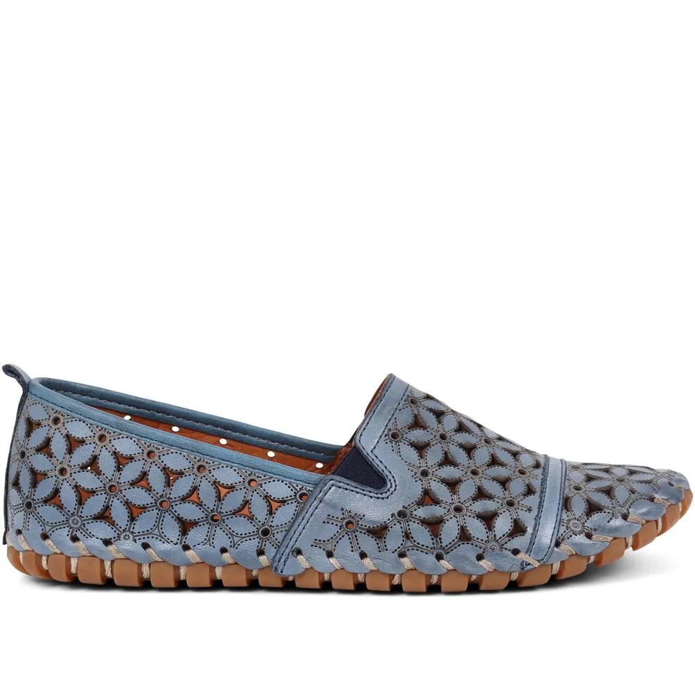 Cut-Out Leather Pumps  - KARY39001 / 325 130