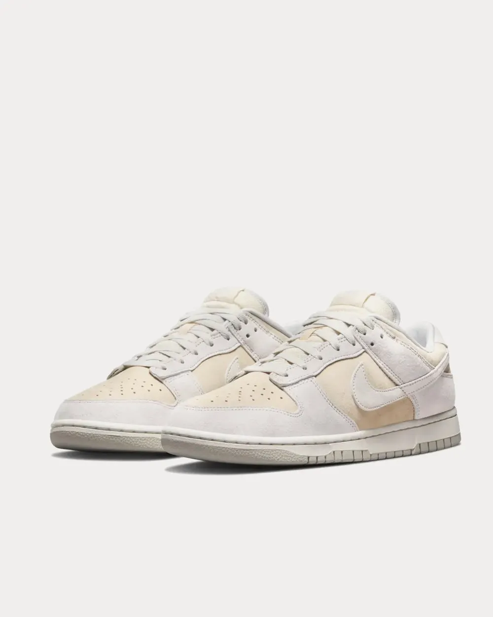 Dunk Low Vast Grey Low Top Sneakers