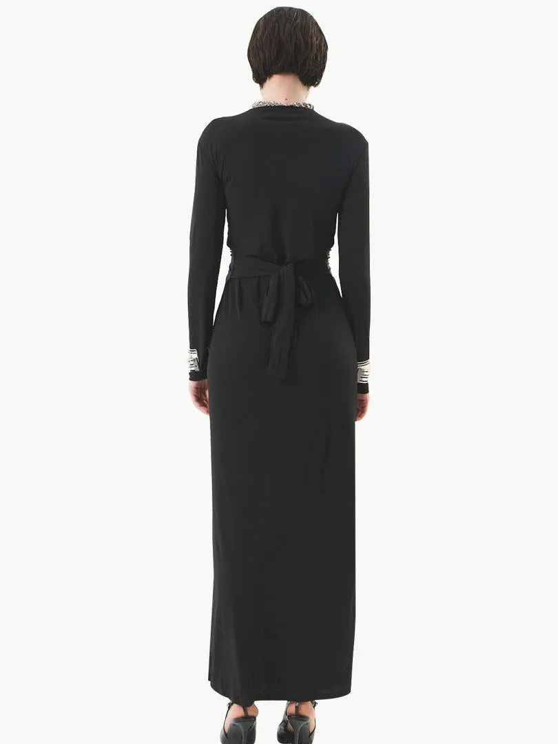Long Dress with Twist Detail at the Front - Black