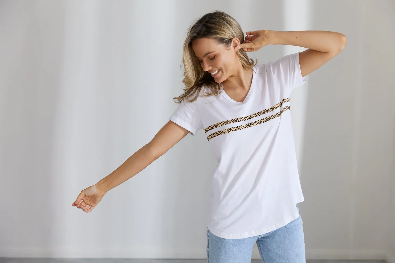 Novah V Neck Tee - White w Leopard Print Stripes