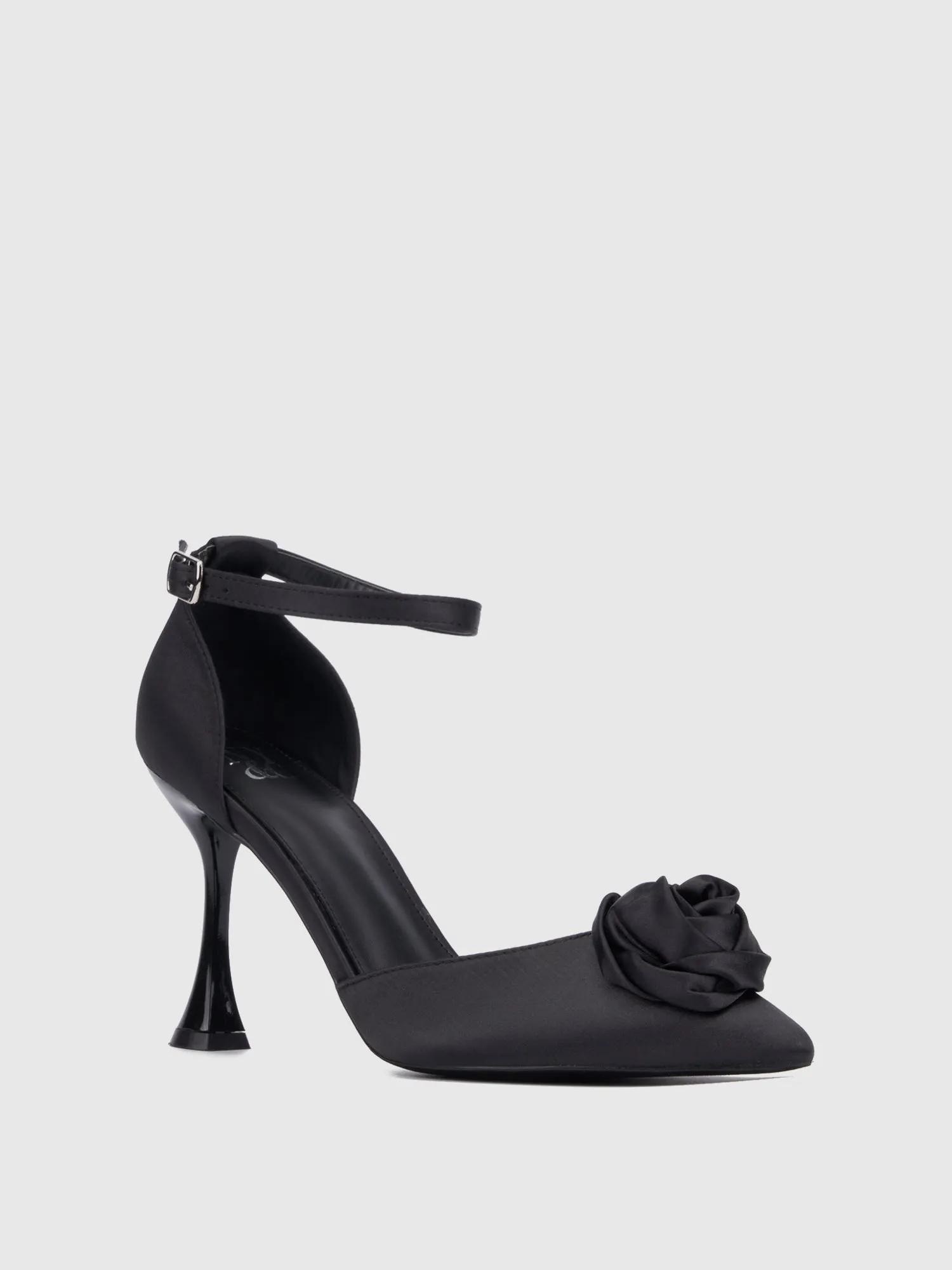 Rosette Ankle Pump