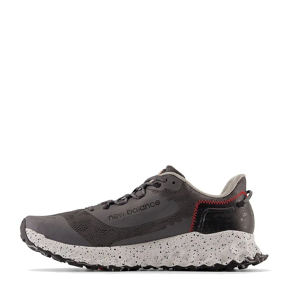 Scarpe Uomo NEW BALANCE Sneakers Running Fresh Foam Garoe colore Magnet